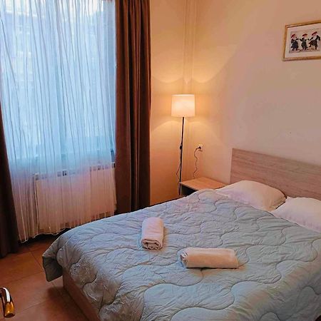 Republic Square Apartment Jerevan Buitenkant foto