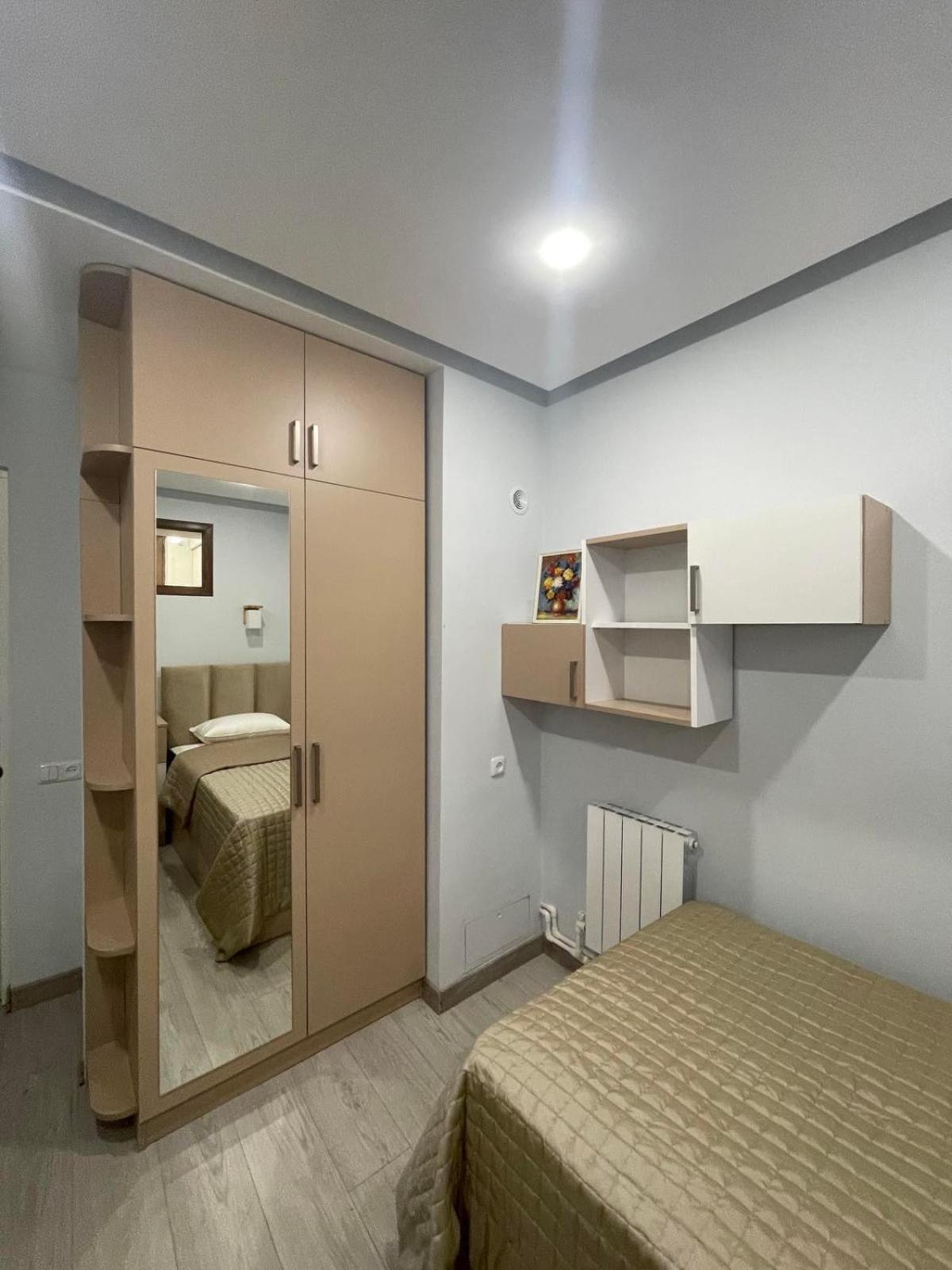 Republic Square Apartment Jerevan Buitenkant foto